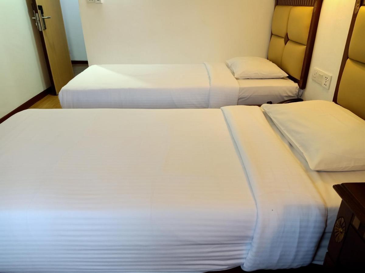 Super Oyo 90464 Borneo Suites Hotel Κότα Κιναμπαλού Εξωτερικό φωτογραφία
