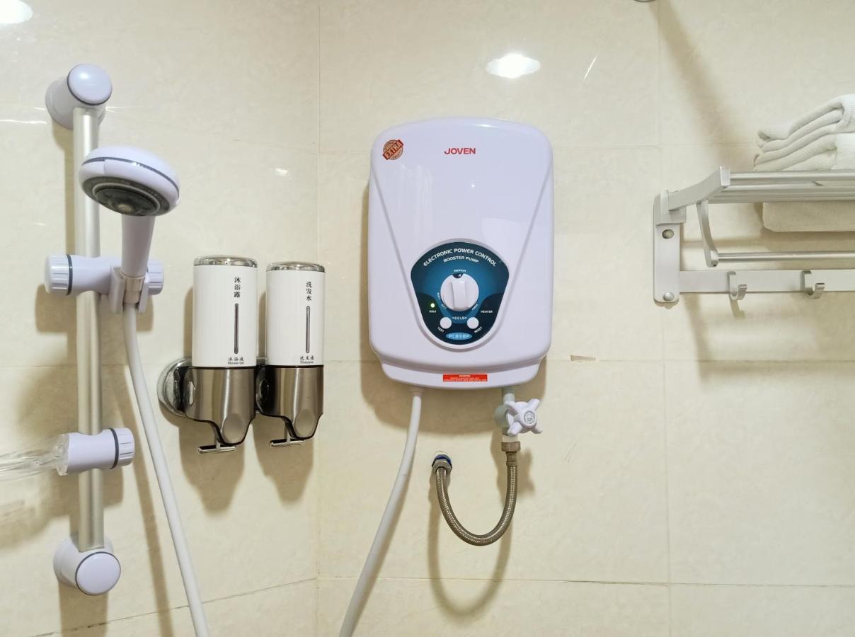 Super Oyo 90464 Borneo Suites Hotel Κότα Κιναμπαλού Εξωτερικό φωτογραφία