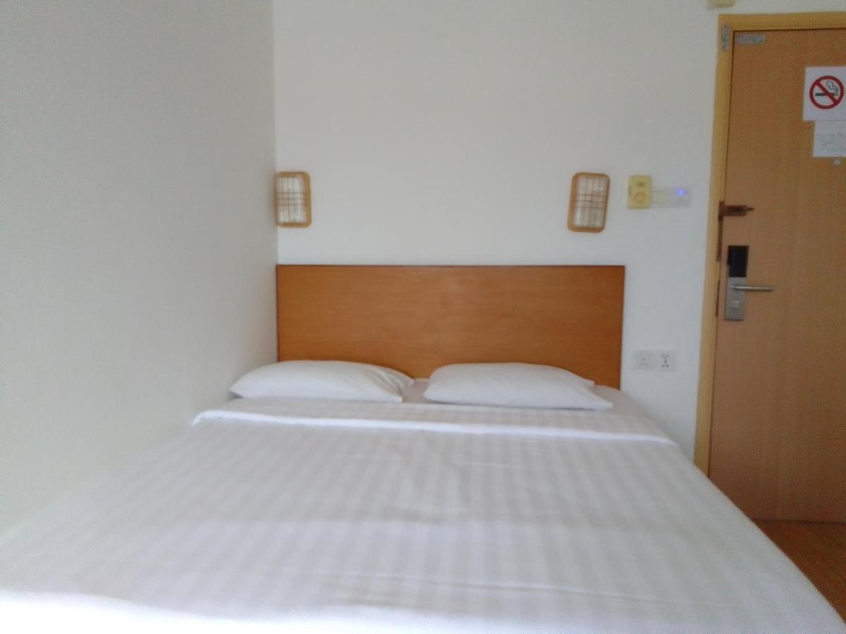 Super Oyo 90464 Borneo Suites Hotel Κότα Κιναμπαλού Εξωτερικό φωτογραφία