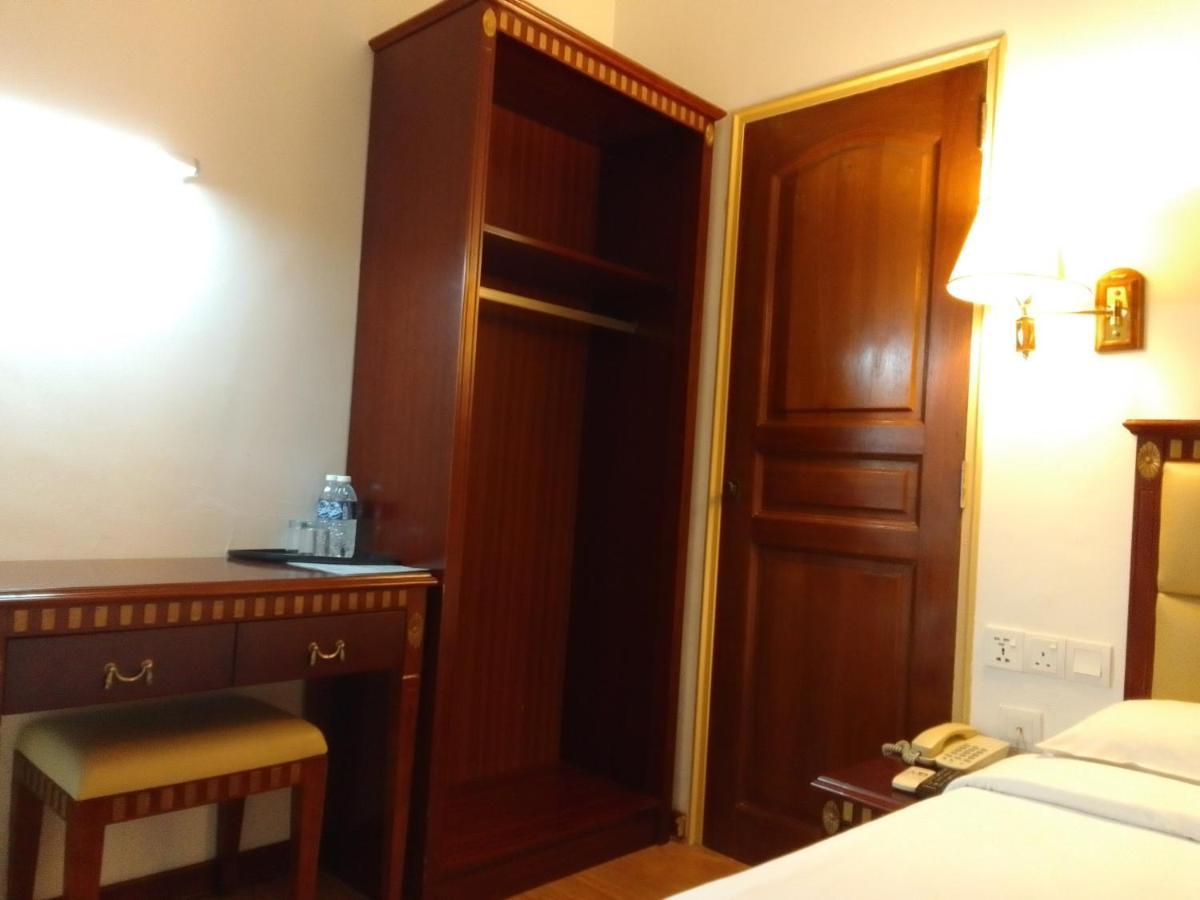 Super Oyo 90464 Borneo Suites Hotel Κότα Κιναμπαλού Εξωτερικό φωτογραφία