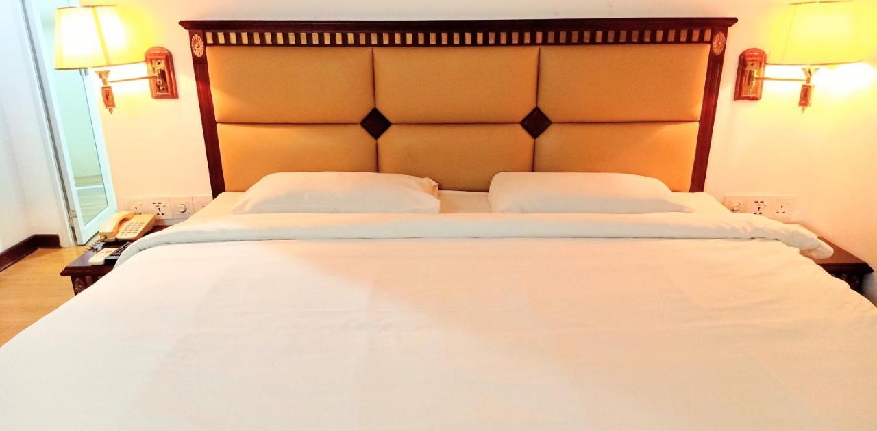 Super Oyo 90464 Borneo Suites Hotel Κότα Κιναμπαλού Εξωτερικό φωτογραφία