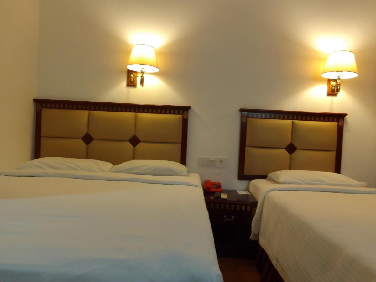 Super Oyo 90464 Borneo Suites Hotel Κότα Κιναμπαλού Εξωτερικό φωτογραφία
