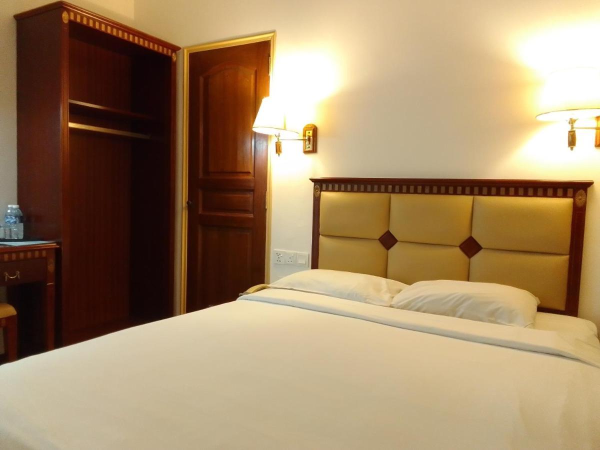 Super Oyo 90464 Borneo Suites Hotel Κότα Κιναμπαλού Εξωτερικό φωτογραφία