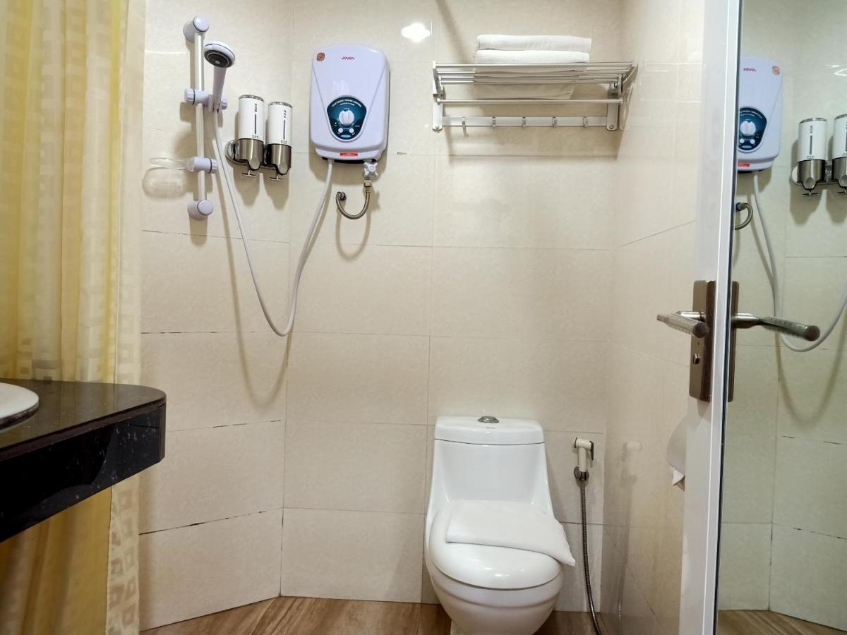 Super Oyo 90464 Borneo Suites Hotel Κότα Κιναμπαλού Εξωτερικό φωτογραφία
