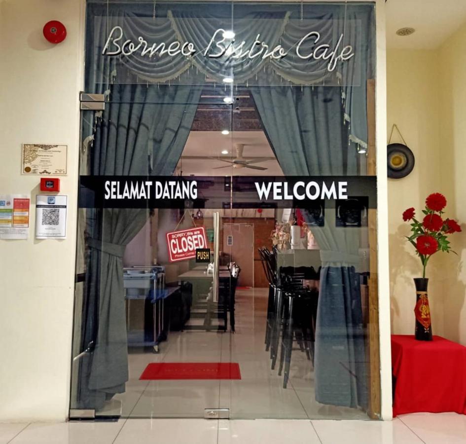 Super Oyo 90464 Borneo Suites Hotel Κότα Κιναμπαλού Εξωτερικό φωτογραφία